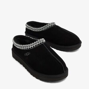 UGG Tasman Slipper